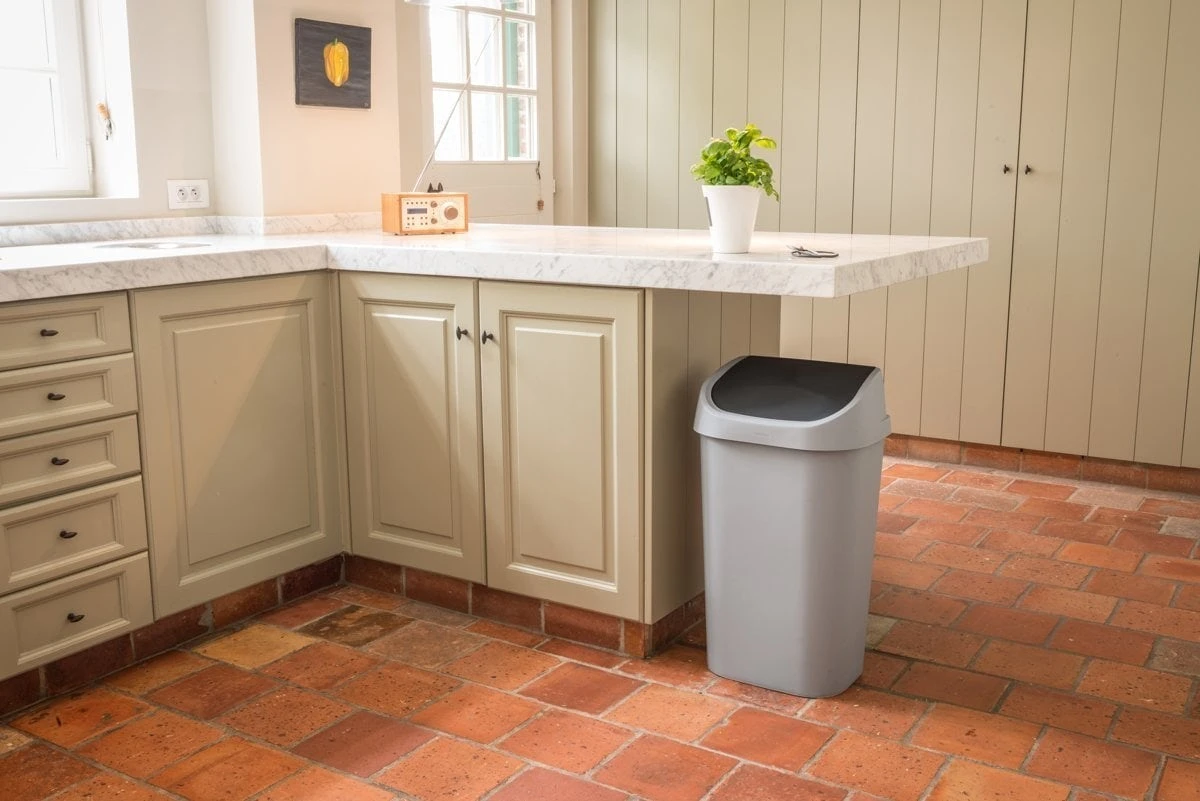 Curver Mistral Afvalbak Swing 50 Liter Soft Grey - Afbeelding 2