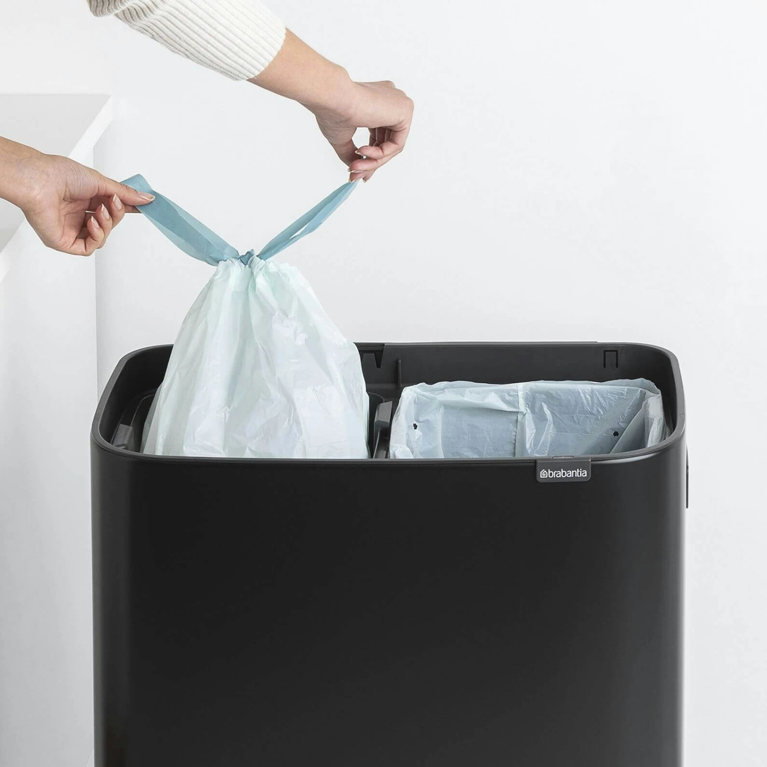 Brabantia Bo Touch Bin Hi 2x30 Liter Matt Black - Afbeelding 9