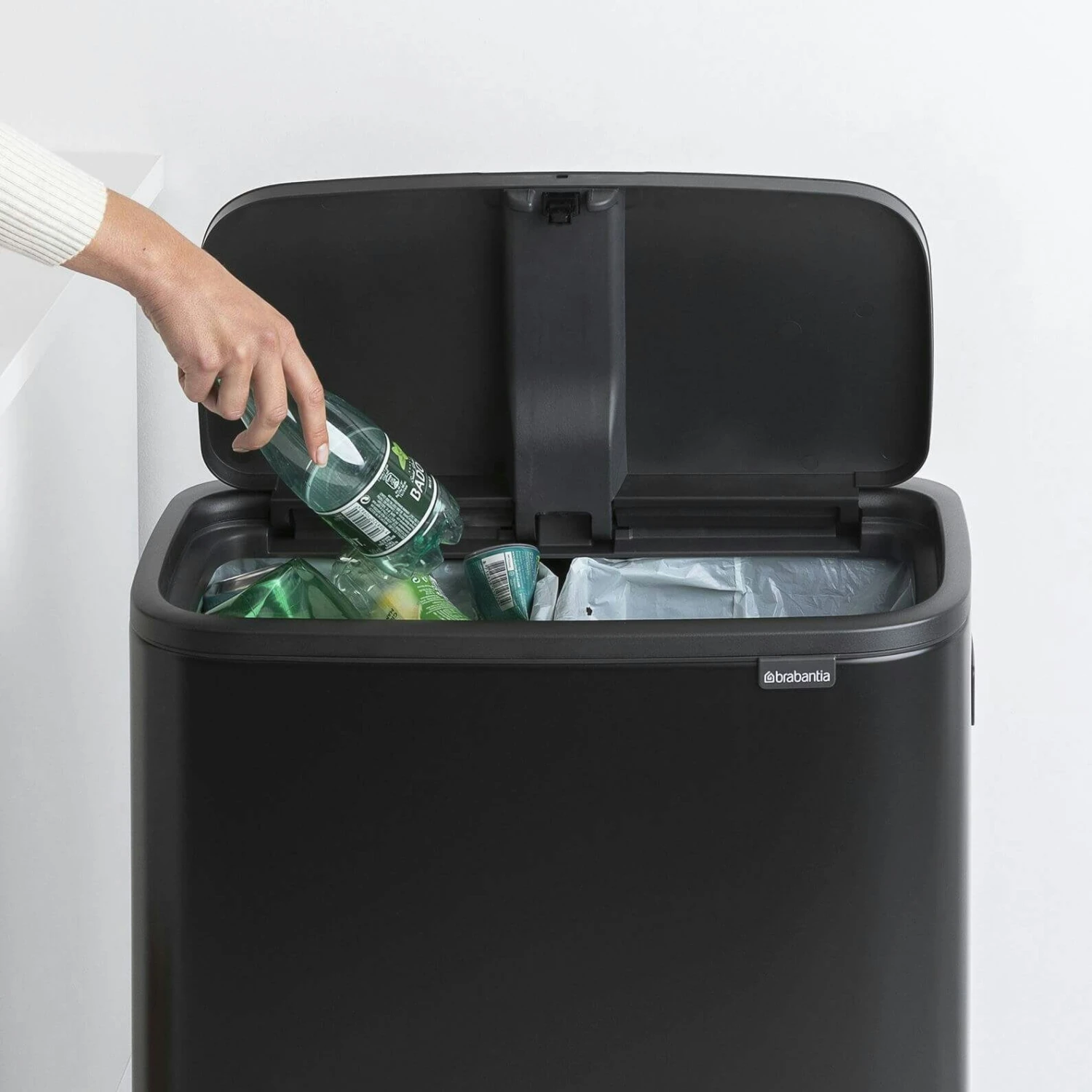Brabantia Bo Touch Bin Hi 2x30 Liter Matt Black - Afbeelding 8