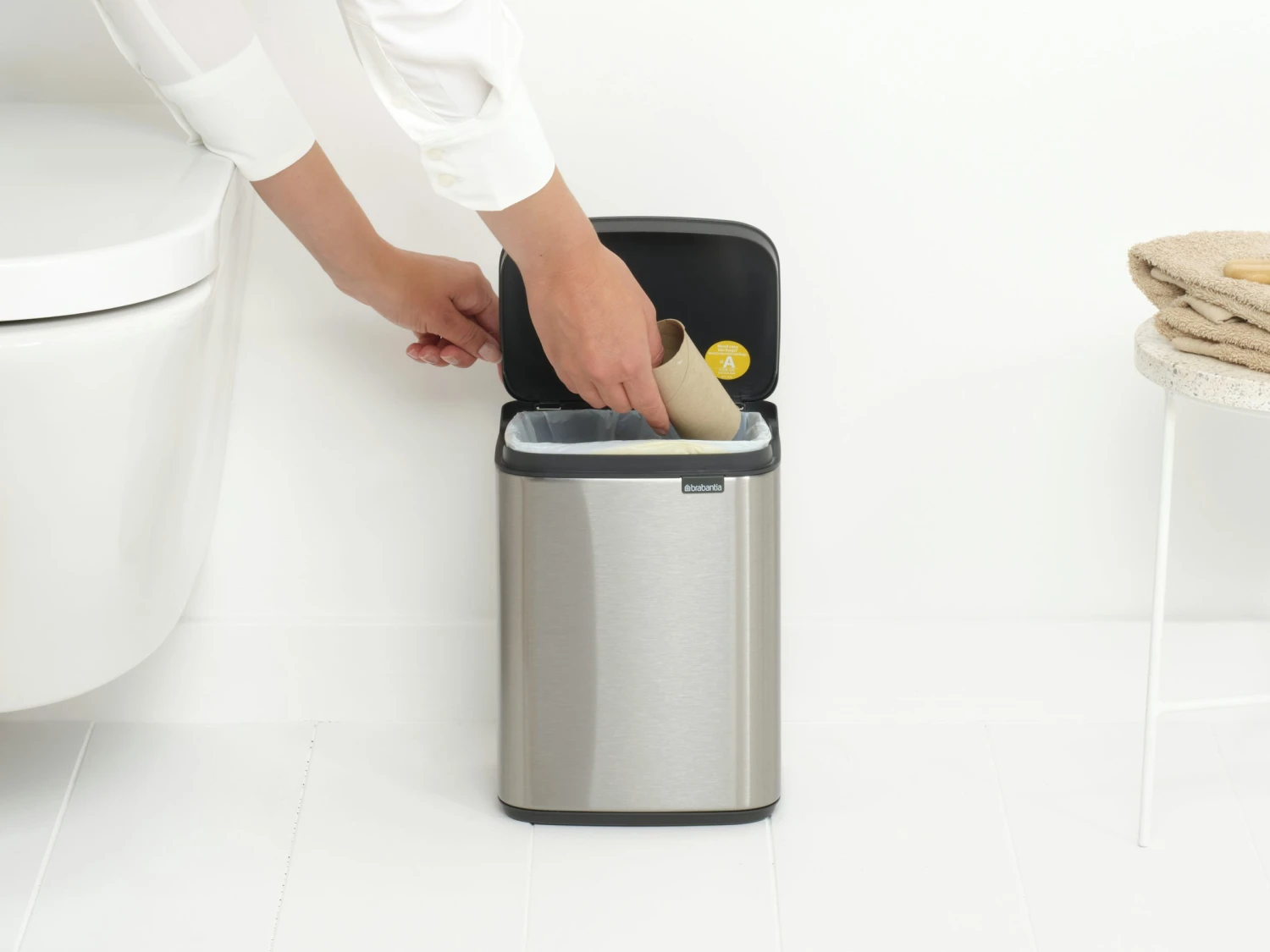 Brabantia Bo Touch Bin 4 Liter Met Kunststof Binnenemmer Matt Steel Fpp - Afbeelding 9