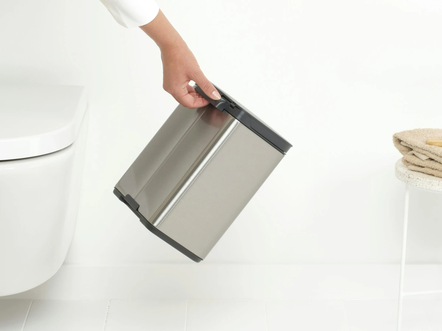 Brabantia Bo Touch Bin 4 Liter Met Kunststof Binnenemmer Matt Steel Fpp - Afbeelding 4