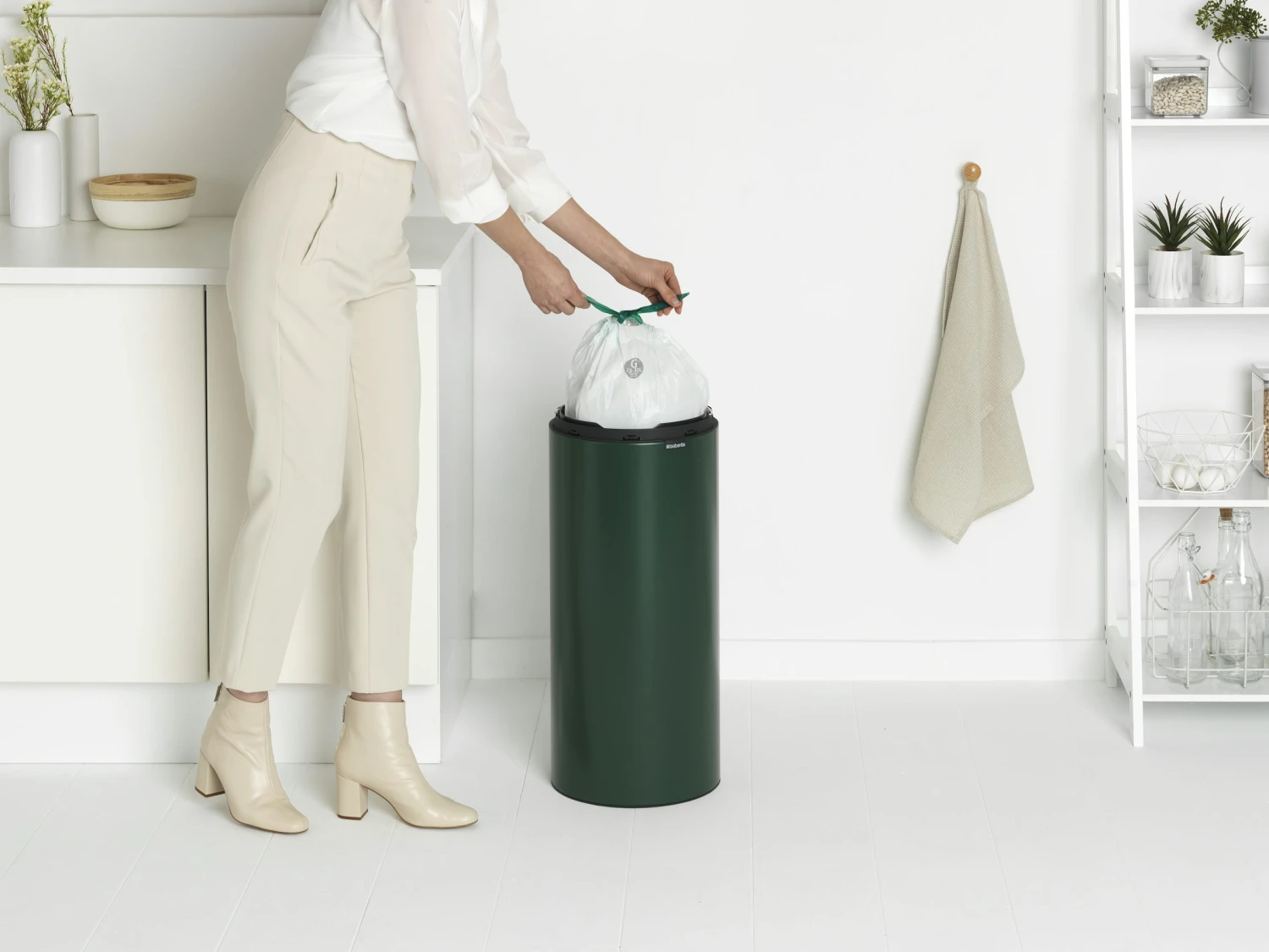 Brabantia Touch Bin 30 Liter Pine Green - Afbeelding 5